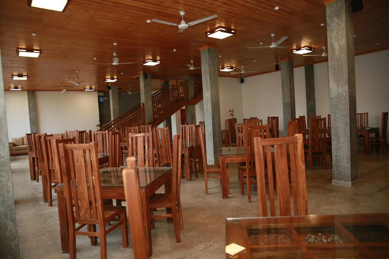 Hotel Samaraana Ahangama Exterior foto